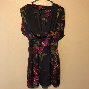 Short sleeve floral O’Neil dress